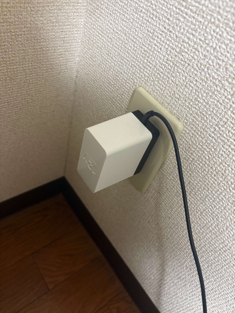コンセントをぬく写真